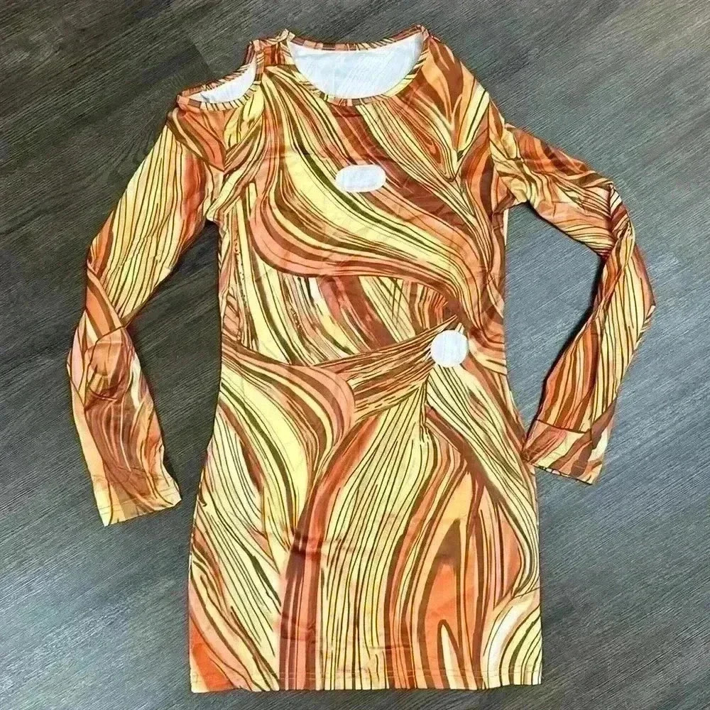 Going out dress - Picture 2 of 2